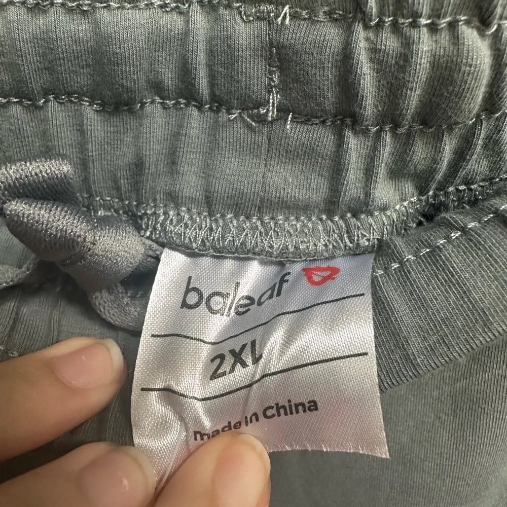 NWT Baleaf | Capri Pant - Picture 9 of 9